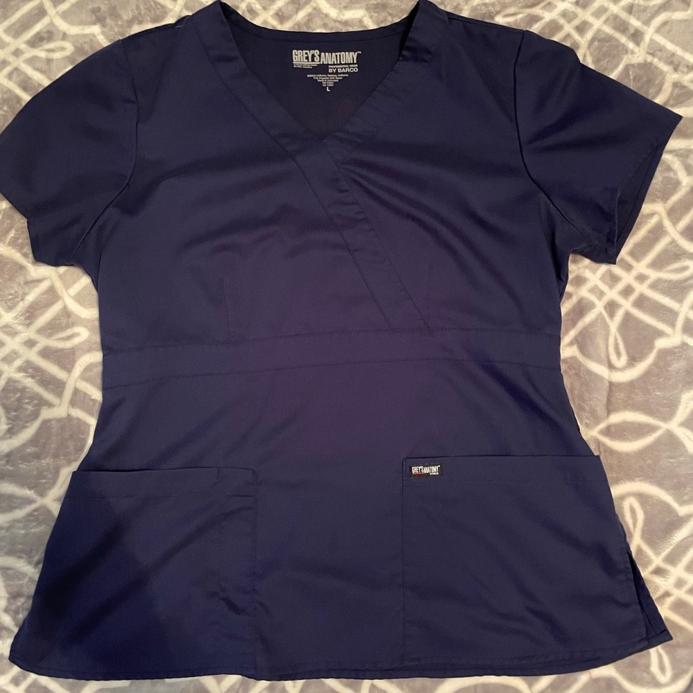 Greys anatomy navy scrub top